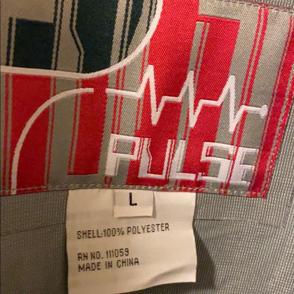 Rain jacket - Picture 9 of 13